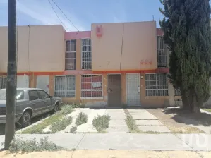 NEX-177346 - Casa en Venta, con 2 recamaras, con 1 baño, con 62 m2 de construcción en Los Héroes Tecámac II, CP 55764, México.