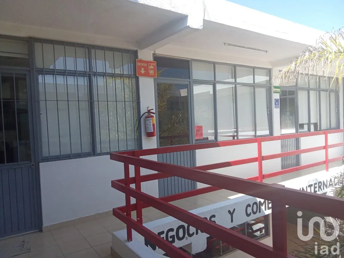 Edificio en Renta en Modelo, Querétaro, Querétaro | NEX-262214 | iad México | Foto 2 de 12