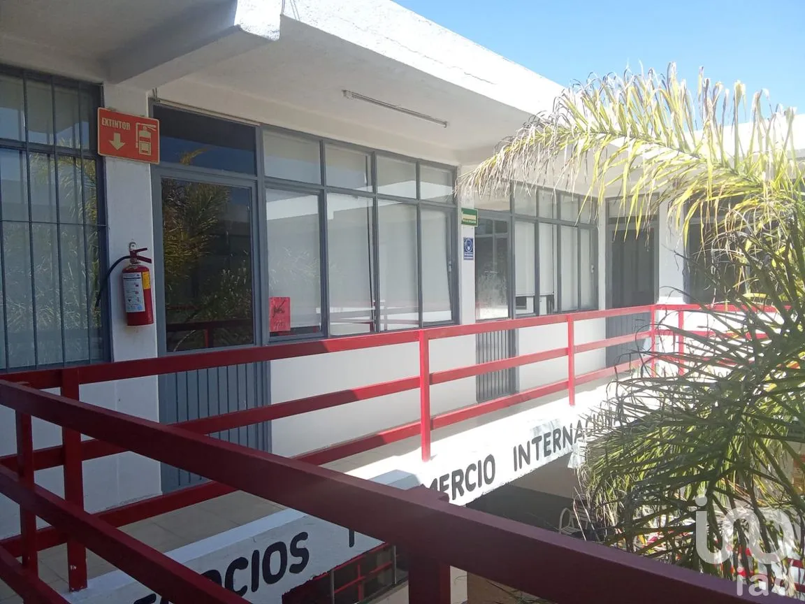 Edificio en Renta en Modelo, Querétaro, Querétaro | NEX-262214 | iad México | Foto 3 de 12