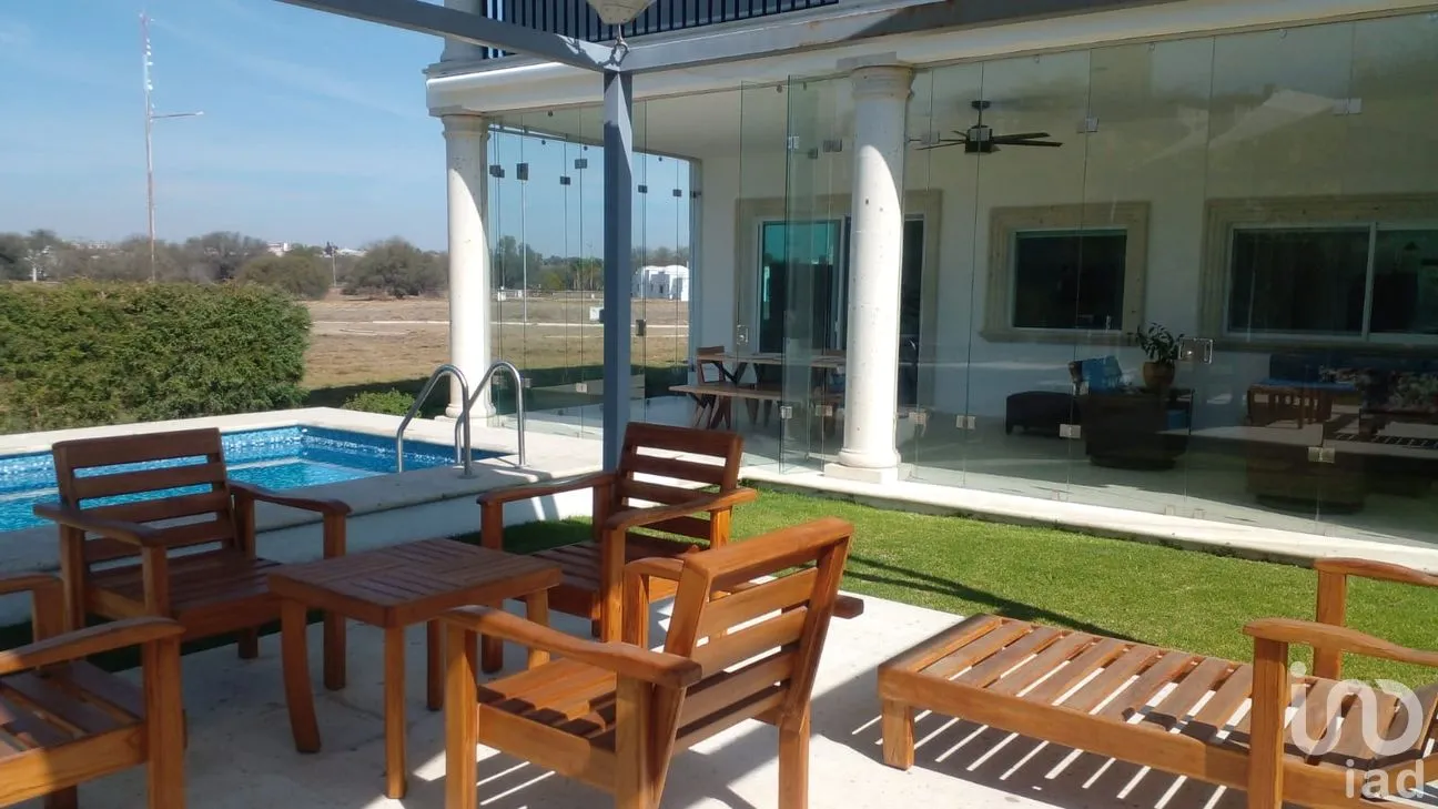 Casa en Venta en Club de Golf Tequisquiapan, Tequisquiapan, Querétaro | NEX-286152 | iad México | Foto 5 de 15
