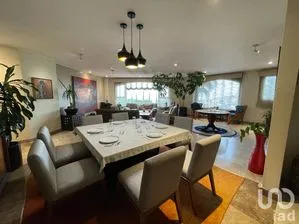 NEX-190804 - Departamento en Venta, con 4 recamaras, con 4 baños, con 273 m2 de construcción.