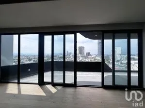 NEX-192895 - Departamento en Venta, con 3 recamaras, con 4 baños, con 232 m2 de construcción.