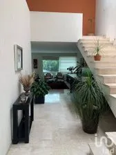 NEX-253680 - Casa en Renta, con 3 recamaras, con 3 baños, con 320 m2 de construcción.
