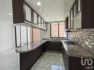NEX-263439 - Casa en Venta, con 4 recamaras, con 4 baños, con 220 m2 de construcción en Morillotla, CP 72813, Puebla.