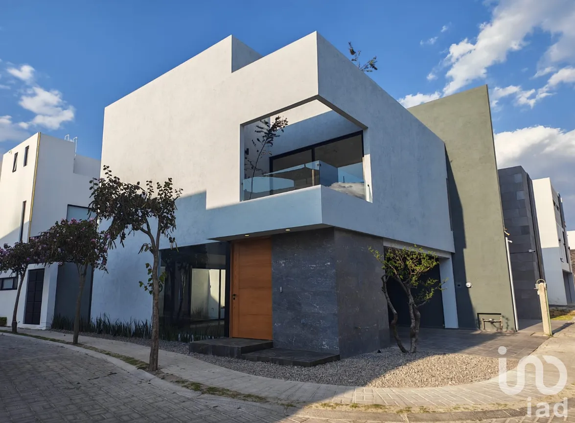 Casa en Venta en Lomas de Angelópolis, San Andrés Cholula, Puebla | NEX-294277 | iad México | Foto 1 de 38