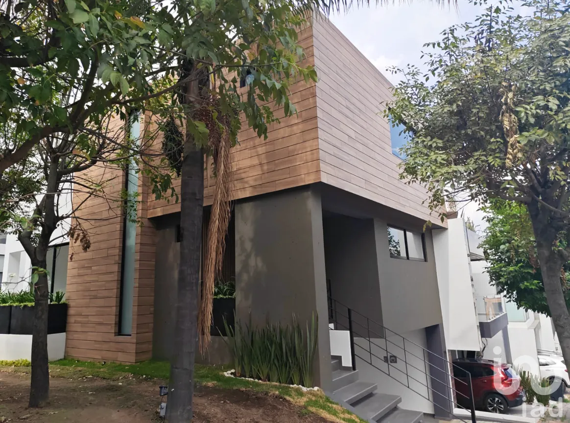 Casa en Venta en Lomas de Angelópolis, San Andrés Cholula, Puebla | NEX-294277 | iad México | Foto 2 de 23