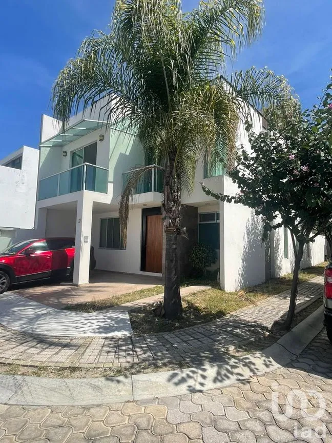 Casa en Venta en Lomas de Angelópolis, San Andrés Cholula, Puebla | NEX-299273 | iad México | Foto 1 de 31