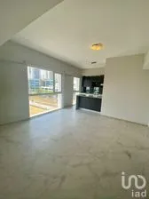 NEX-300107 - Departamento en Renta, con 2 recamaras, con 2 baños, con 120 m2 de construcción.