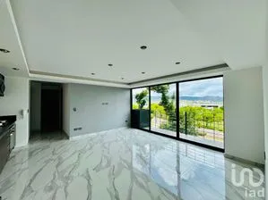 NEX-301938 - Departamento en Renta, con 2 recamaras, con 2 baños, con 87 m2 de construcción.