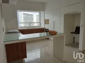 NEX-305596 - Departamento en Renta, con 3 recamaras, con 3 baños, con 165 m2 de construcción.