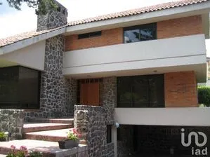 NEX-193815 - Casa en Venta, con 3 recamaras, con 3 baños, con 350 m2 de construcción en Club de Golf Chiluca, CP 52930, México.