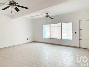 NEX-177245 - Casa en Venta, con 4 recamaras, con 2 baños, con 156 m2 de construcción en Santa Ana, CP 29090, Chiapas.