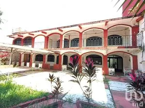 NEX-262118 - Edificio en Renta, con 6 recamaras, con 4 baños, con 180 m2 de construcción en Lomas del Soconusco, CP 30725, Chiapas.