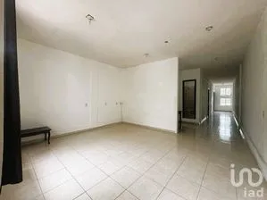 NEX-302552 - Departamento en Renta, con 2 recamaras, con 1 baño, con 50 m2 de construcción.