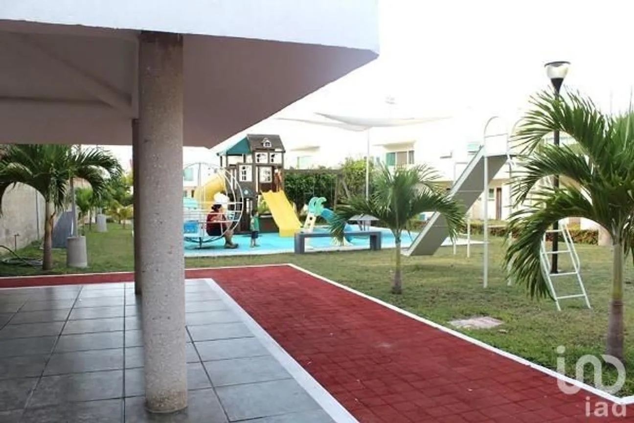 Casa en Venta en Residencial Las Palmas, Carmen, Campeche | NEX-30921 | iad México | Foto 1 de 9