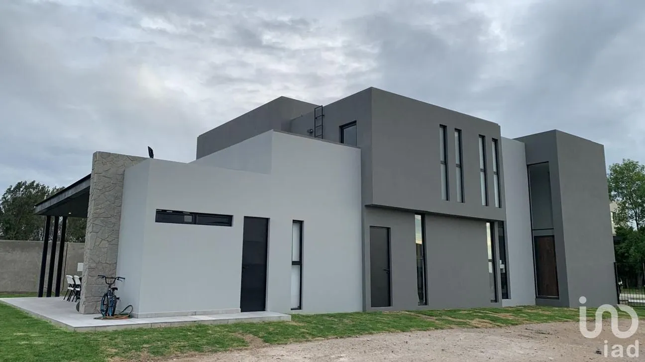 Casa en Venta en Haciendas San Acasio, Zapopan, Jalisco | NEX-239073 | iad México | Foto 3 de 8