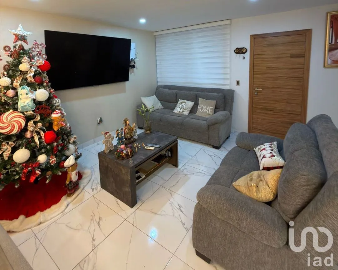 Casa en Venta en Natura Bosque Residencial, Zapopan, Jalisco | NEX-292651 | iad México | Foto 2 de 14