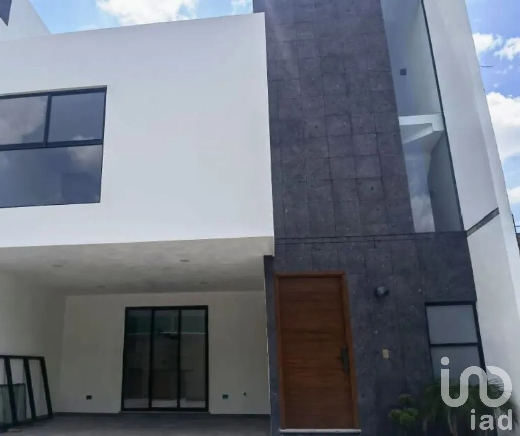Casa en Venta en San Bernardino Tlaxcalancingo, San Andrés Cholula, Puebla | NEX-185389 | iad México | Foto 3 de 16