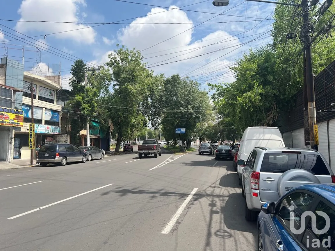 Edificio en Venta en Los Reyes Ixtacala 1ra. Sección, Tlalnepantla de Baz, México | NEX-214332 | iad México | Foto 2 de 10
