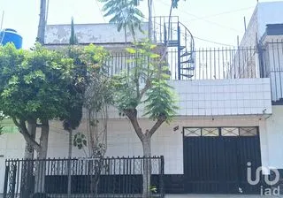 NEX-205493 - Casa en Venta, con 3 recamaras, con 2 baños, con 136 m2 de construcción en Las Palmas, CP 57440, México.