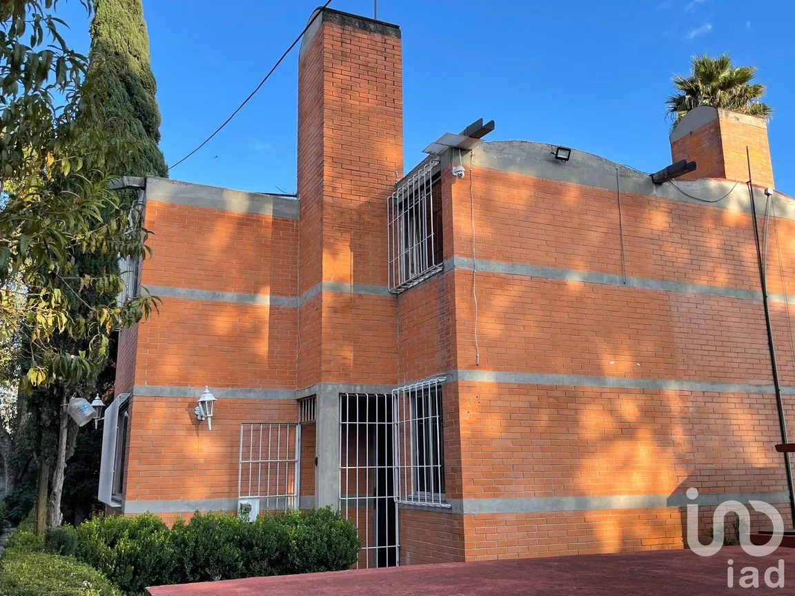 Casa en Venta en 18, Xochimilco, Ciudad de México