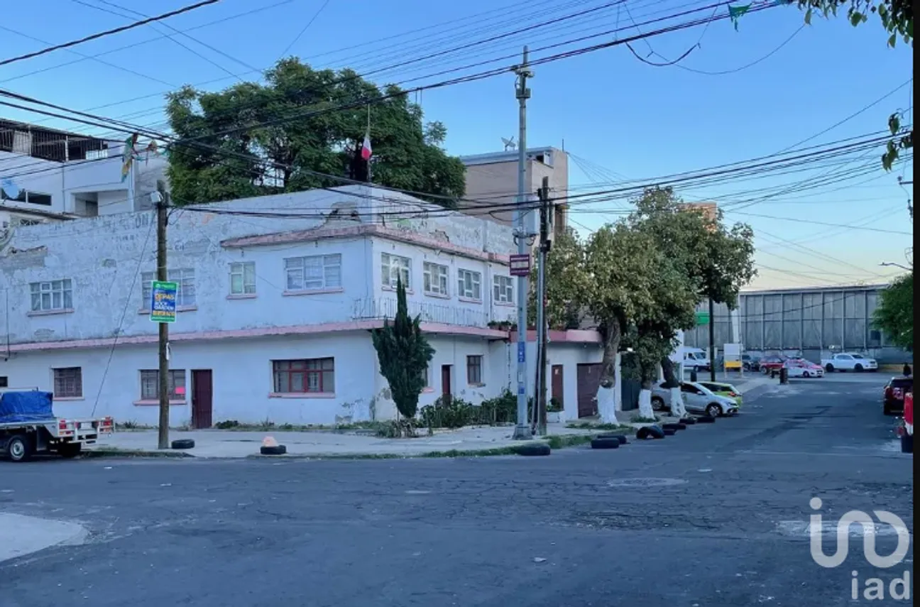 Terreno en Venta en Pensador Mexicano, Venustiano Carranza, Ciudad de México | NEX-236713 | iad México | Foto 1 de 4