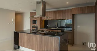 NEX-247773 - Departamento en Venta, con 3 recamaras, con 3 baños, con 196 m2 de construcción.