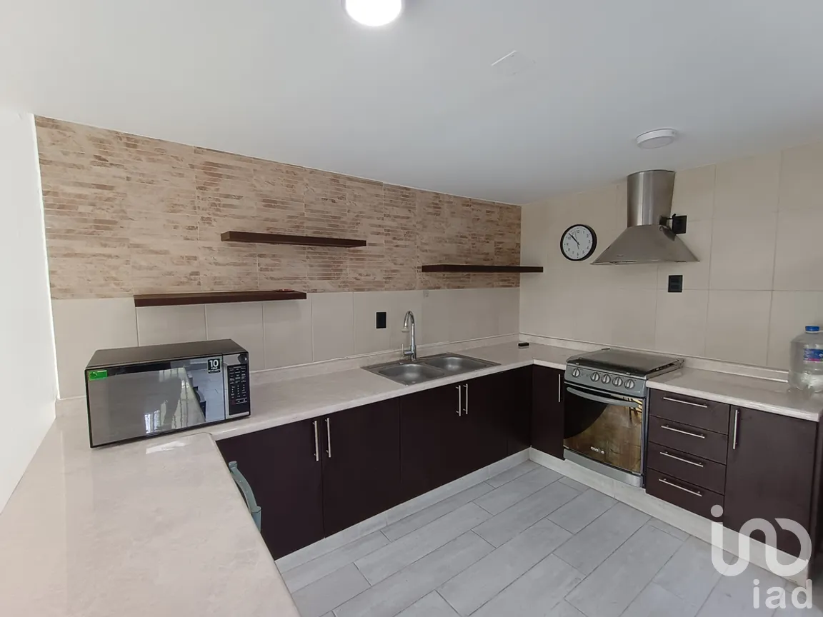 Casa en Venta en Lomas Boulevares, Tlalnepantla de Baz, México | NEX-286541 | iad México | Foto 1 de 17