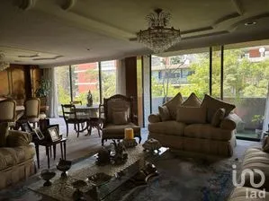NEX-305920 - Departamento en Venta, con 3 recamaras, con 2 baños, con 335 m2 de construcción.