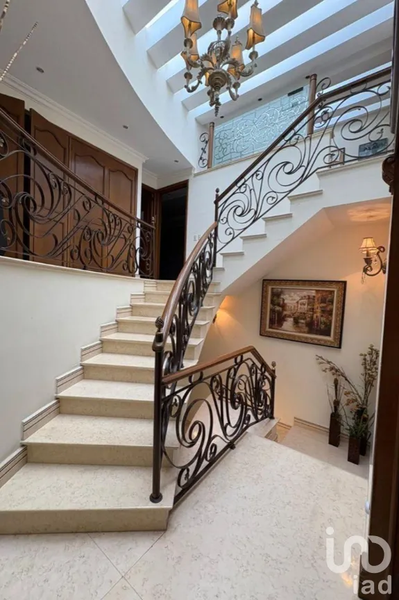 Casa en Venta en Lomas de Tecamachalco Sección Bosques I y II, Huixquilucan, México | NEX-305939 | iad México | Foto 9 de 23