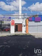 NEX-183606 - Local en Renta, con 1 recamara, con 2 baños, con 50 m2 de construcción en Mansiones del Valle, CP 76185, Querétaro.
