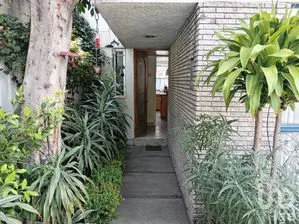NEX-212956 - Casa en Venta, con 4 recamaras, con 2 baños, con 179 m2 de construcción en Ciudad Satélite, CP 53100, México.