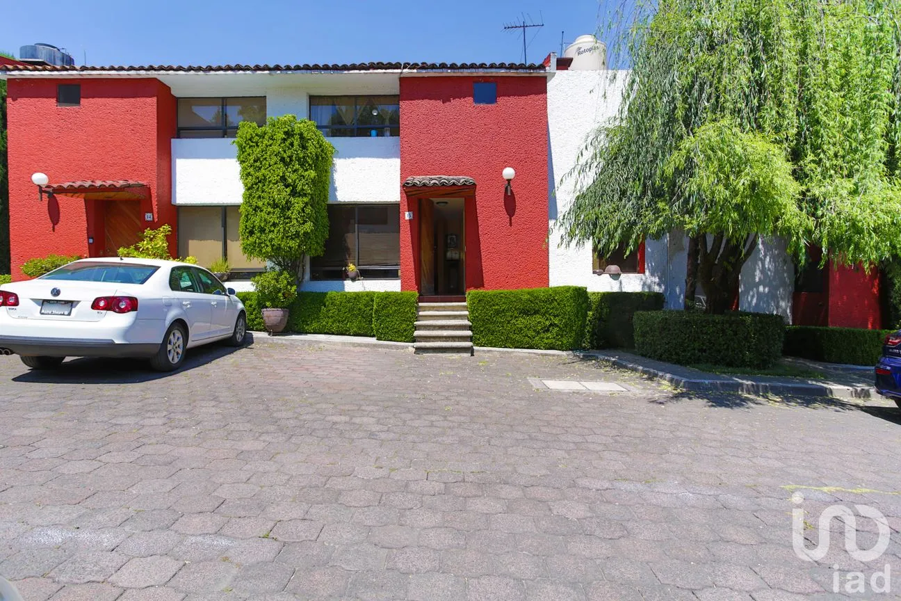 Casa en Venta en Cuajimalpa, Cuajimalpa de Morelos, Ciudad de México | NEX-245626 | iad México | Foto 2 de 23