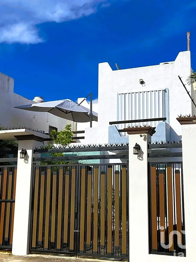 Casa en Venta en Bosque Real, Solidaridad, Quintana Roo | NEX-300086 | iad México | Foto 1 de 25