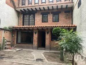 NEX-193540 - Casa en Renta, con 2 recamaras, con 1 baño, con 130 m2 de construcción en Narciso Mendoza, CP 14390, Ciudad de México.