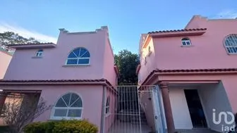 NEX-199171 - Casa en Venta, con 3 recamaras, con 2 baños, con 100 m2 de construcción en Granjas Mérida, CP 62585, Morelos.