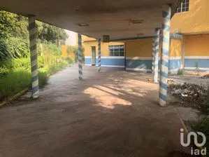 NEX-22171 - Local en Renta, con 10 recamaras, con 1 baño, con 432 m2 de construcción.