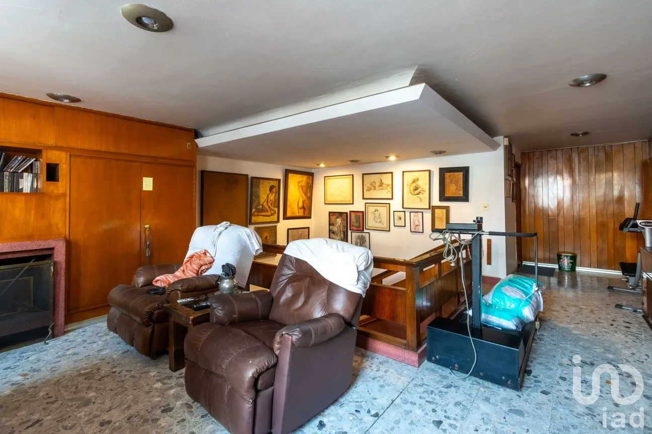 Casa en Venta en Del Valle Sur, Benito Juárez, Ciudad de México | NEX-238789 | iad México | Foto 2 de 22