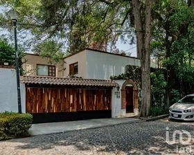 NEX-248325 - Casa en Renta, con 2 recamaras, con 2 baños, con 189 m2 de construcción en San Ángel, CP 01000, Ciudad de México.