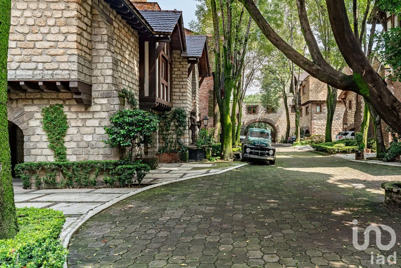 Casa en Venta en Chimalistac, Álvaro Obregón, Ciudad de México | NEX-256349 | iad México | Foto 4 de 16