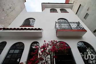 NEX-298647 - Casa en Renta, con 5 recamaras, con 2 baños, con 400 m2 de construcción.