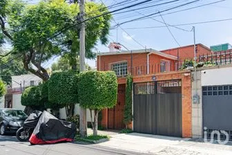 NEX-305459 - Casa en Renta, con 3 recamaras, con 2 baños, con 550 m2 de construcción.