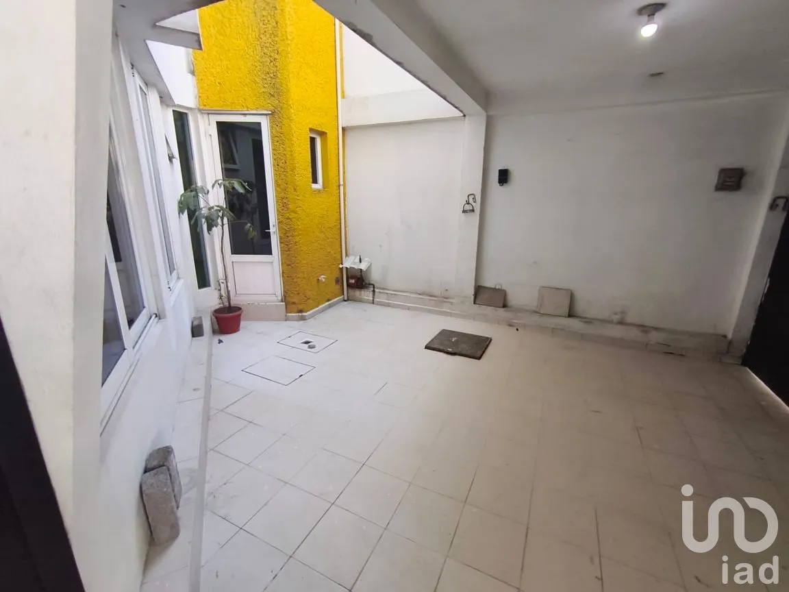 Casa en Venta en Jardines de Morelos Sección Flores, Ecatepec de Morelos, México | NEX-263355 | iad México | Foto 3 de 45
