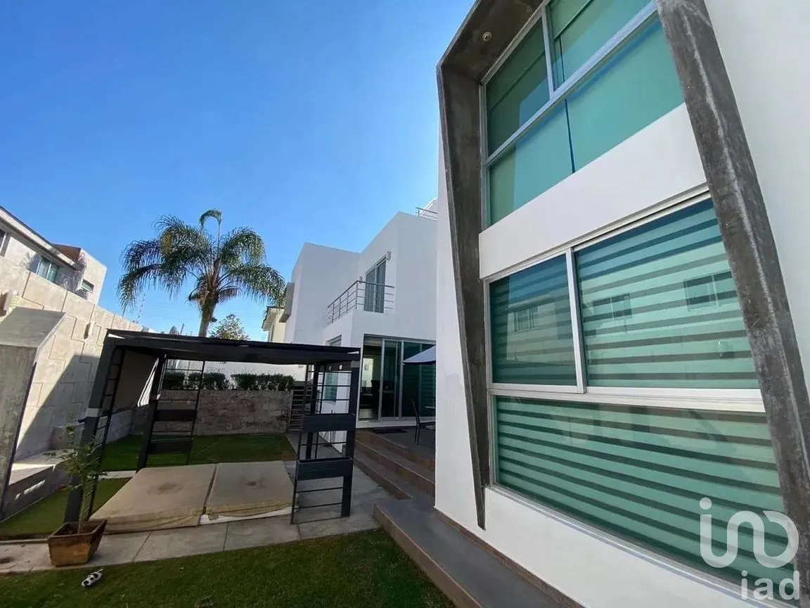 Casa en Venta en El Alcázar (Casa Fuerte), Tlajomulco de Zúñiga, Jalisco | NEX-260969 | iad México | Foto 19 de 21