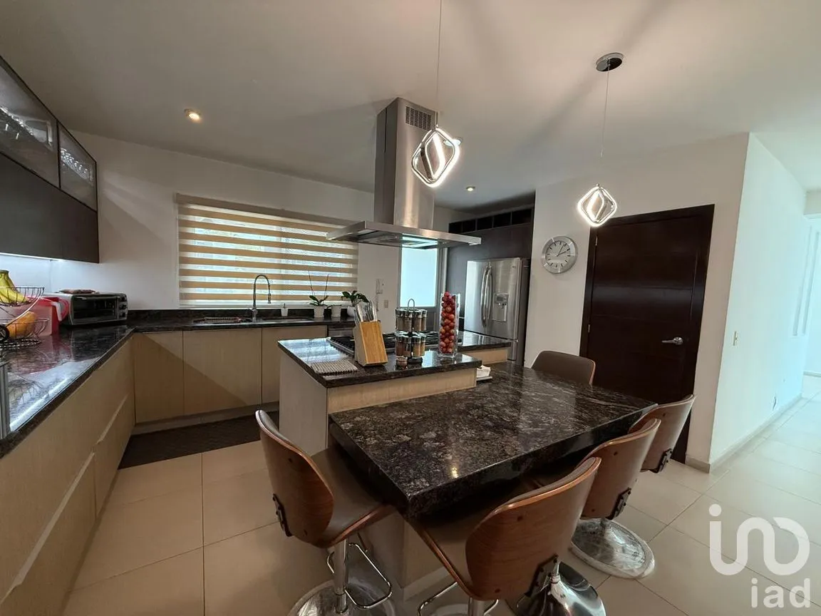 Casa en Venta en El Alcázar (Casa Fuerte), Tlajomulco de Zúñiga, Jalisco | NEX-260969 | iad México | Foto 4 de 21