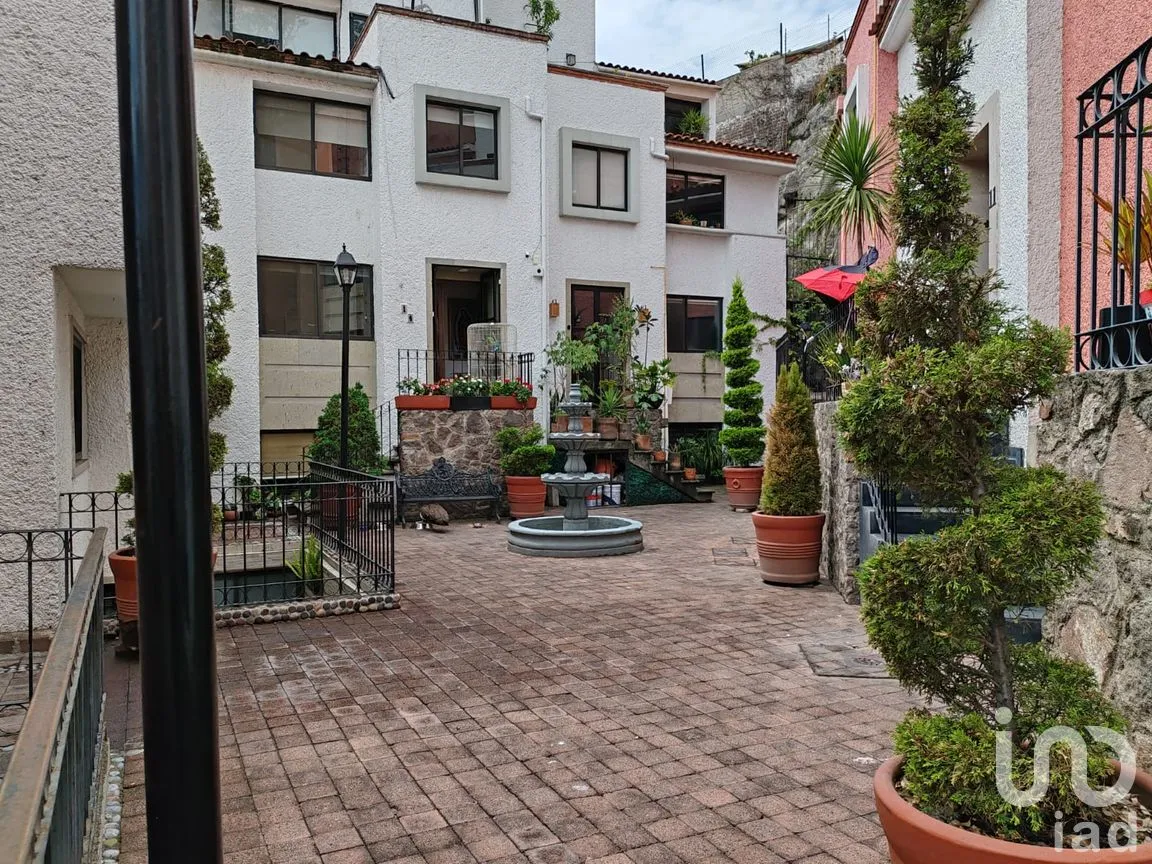 Casa en Venta en Huichapan, Xochimilco, Ciudad de México | NEX-252524 | iad México | Foto 3 de 33