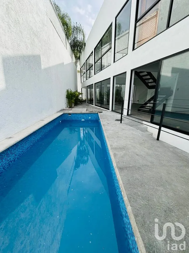 Casa en Venta en Brisas de Cuernavaca, Cuernavaca, Morelos | NEX-197265 | iad México | Foto 2 de 16