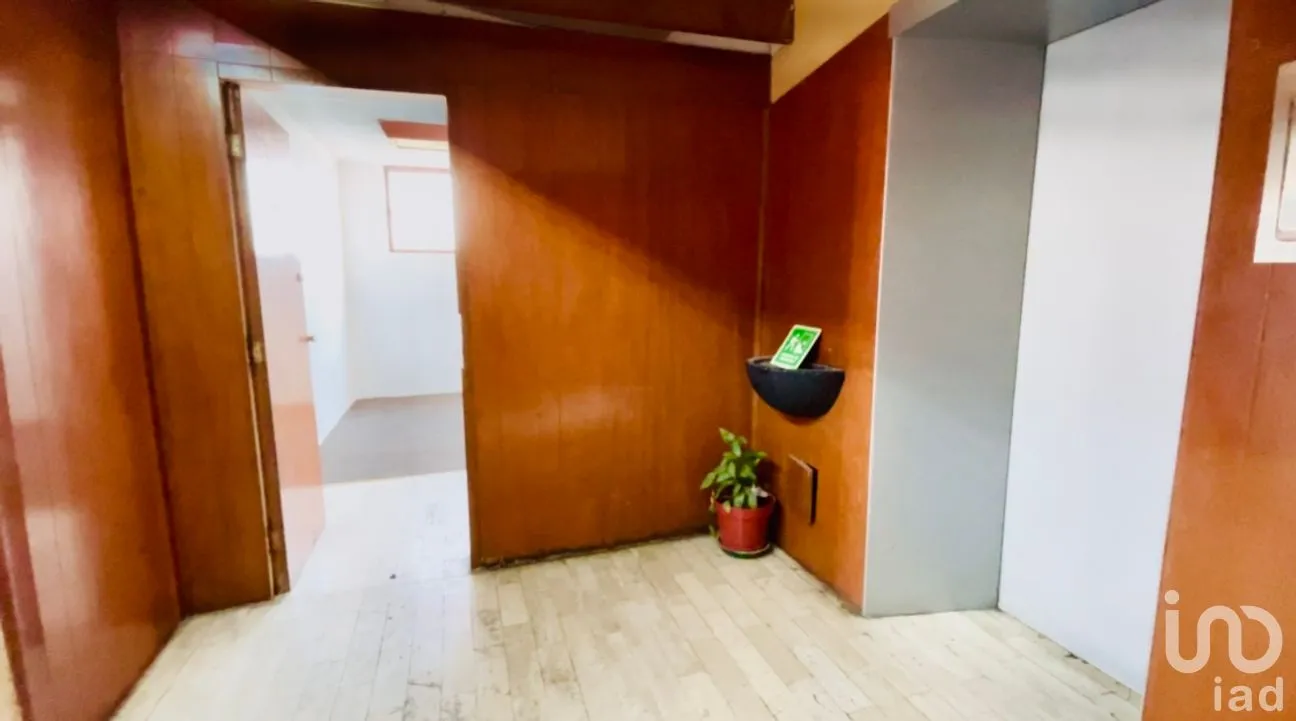 Oficina en Venta en Roma Sur, Cuauhtémoc, Ciudad de México | NEX-243573 | iad México | Foto 1 de 10