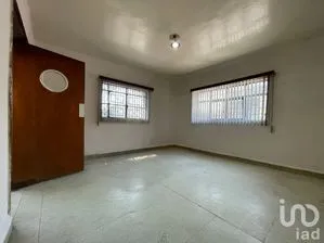 NEX-291752 - Departamento en Renta, con 2 recamaras, con 1 baño, con 93 m2 de construcción en Vasco de Quiroga, CP 07440, Ciudad de México.