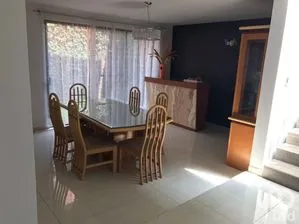NEX-194384 - Casa en Venta, con 4 recamaras, con 5 baños, con 426 m2 de construcción.